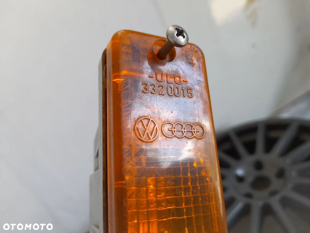 Lampa kierunkowskazu przód Volkswagen Golf 2 171953049F - 4