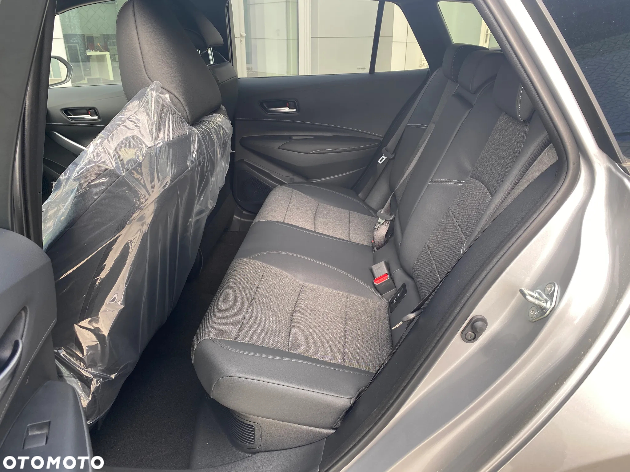 Toyota Corolla 1.8 Hybrid Style - 8