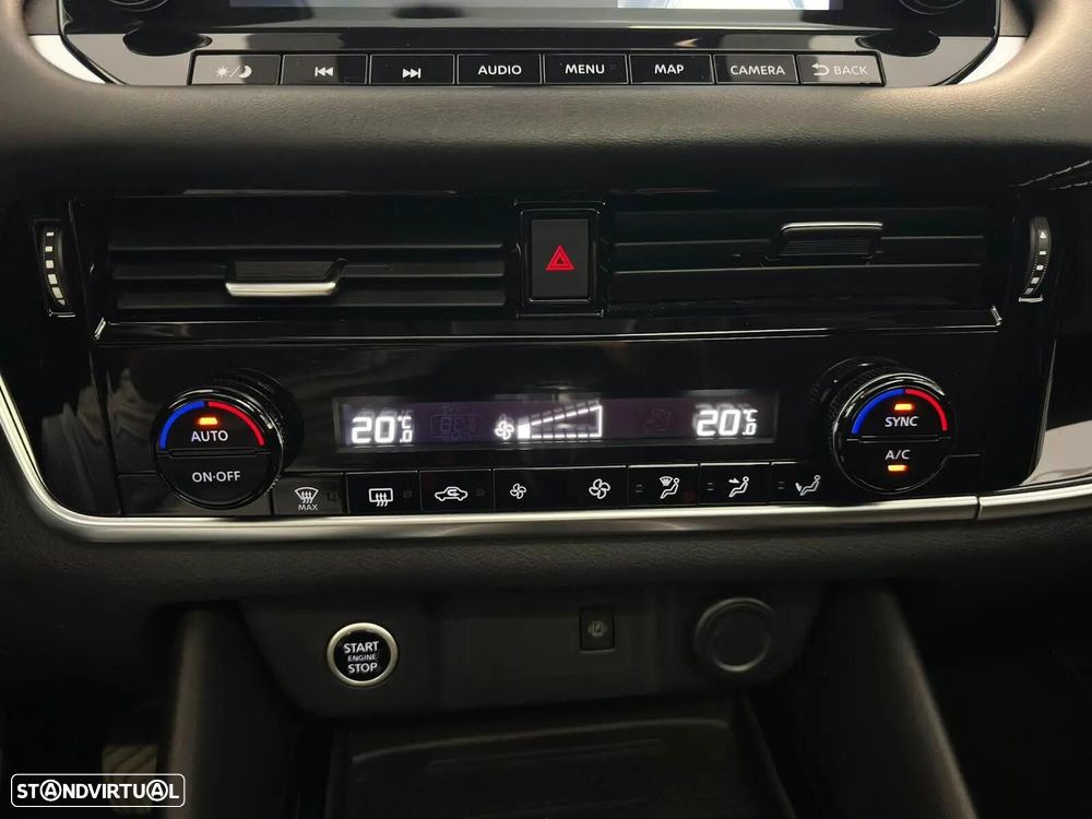 Nissan Qashqai 1.3 DIG-T MHEV Premiere Edition - 30