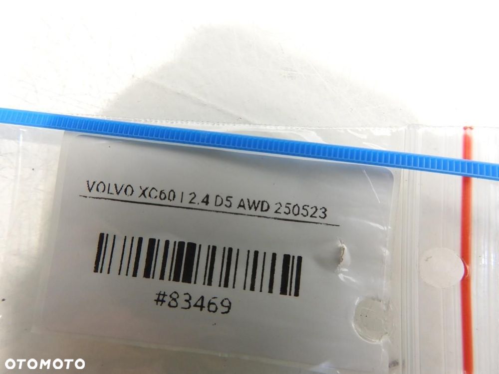 PÓŁOŚ PRAWY PRZÓD VOLVO XC60 I 2.4 D5 AWD T100303 8350161777 - 5