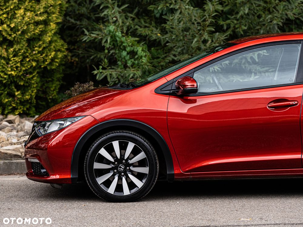 Honda Civic 1.8 i-VTEC Sport - 11