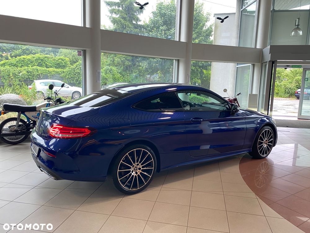 Mercedes-Benz Klasa C 220 d 4Matic 9G-TRONIC AMG Line - 10