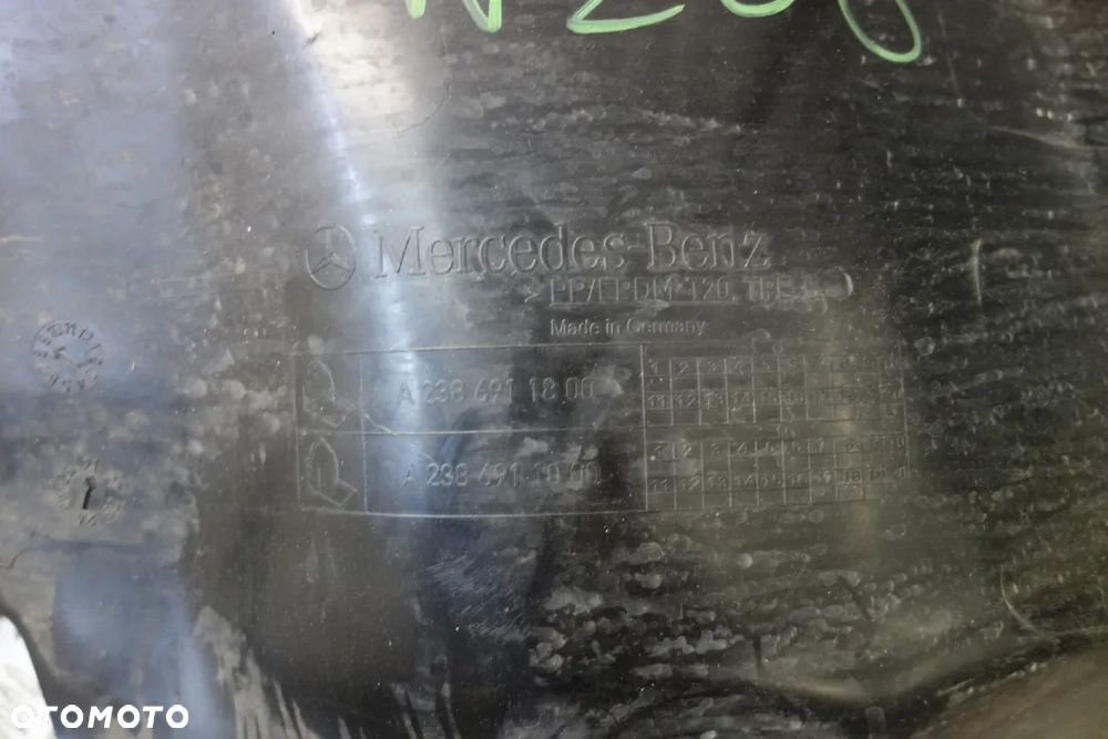 NADKOLE PRAWY PRZÓD MERCEDES W238 - 3