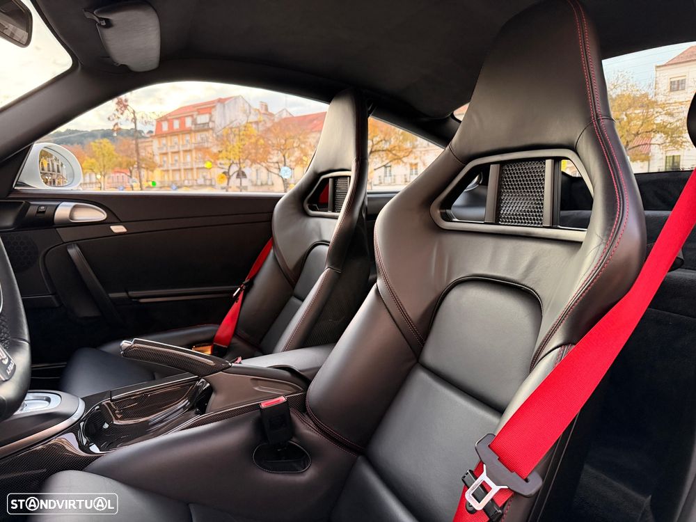 Porsche 911 (997) Carrera GTS PDK - 25
