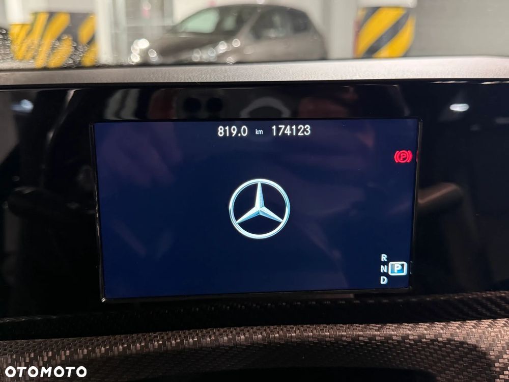 Mercedes-Benz CLA 180 d 7G-DCT - 9