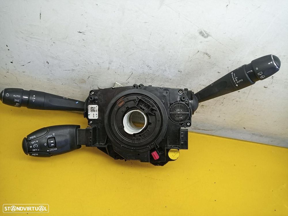 COMANDOS MULTIFUNÇÕES PEUGEOT 208 P2 - 1