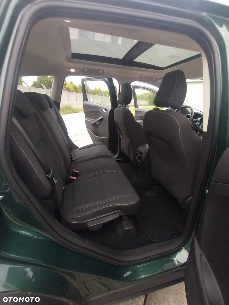 Ford Kuga 2.0 TDCi 4x2 Trend - 24