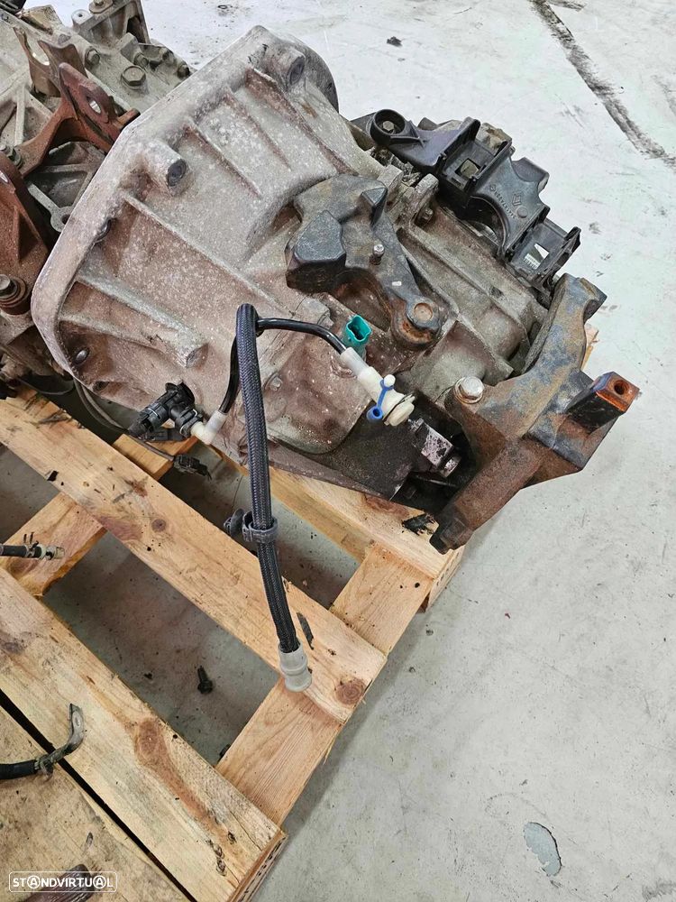 Caixa de 6 velocidades Renault Master 2.3 DCI 2017, ref PF6 054 - 2