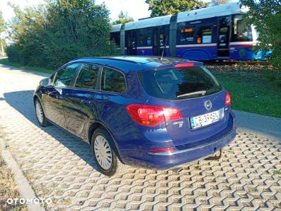 Opel Astra 2.0 CDTI Sport - 2