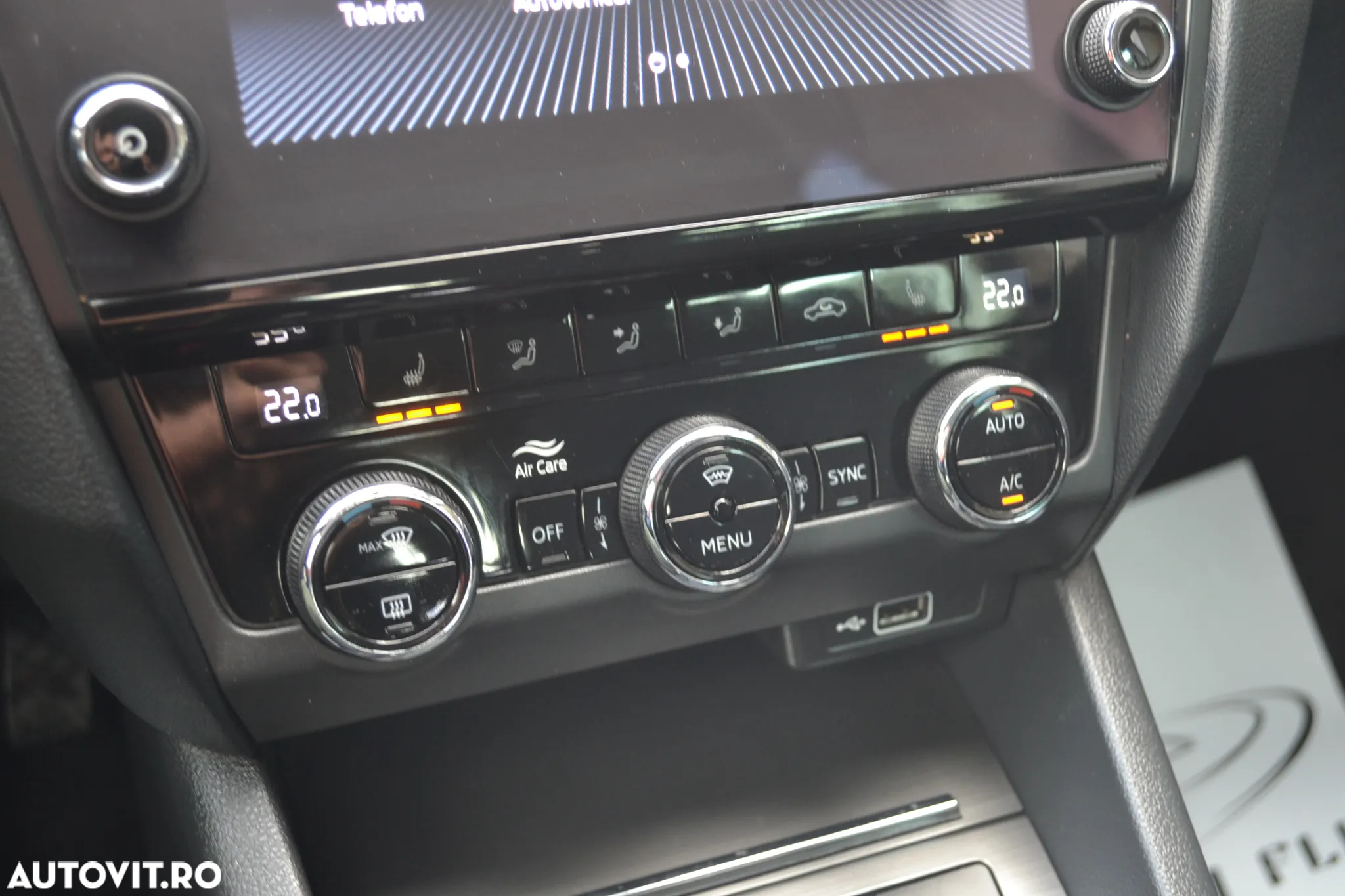 Skoda Octavia Combi Diesel 1.6 TDI DSG Style - 27