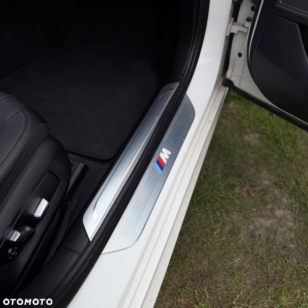 BMW Seria 7 740Li - 33