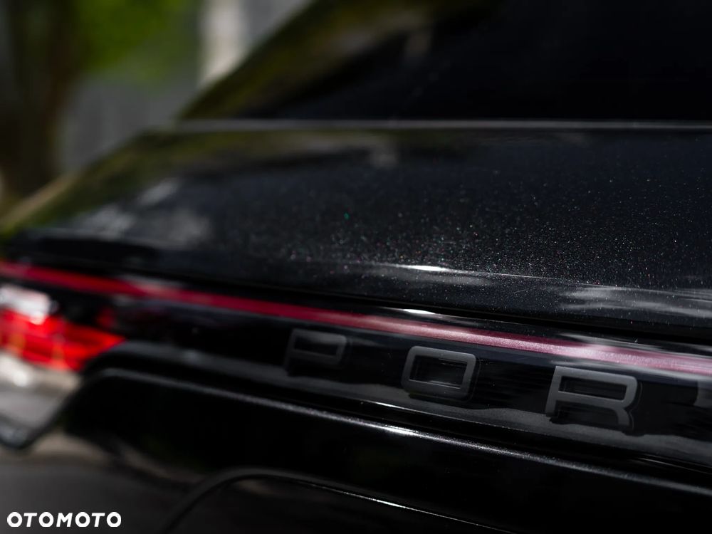 Porsche Cayenne Platinum Edition - 35
