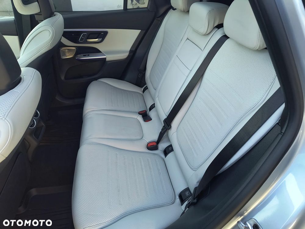 Mercedes-Benz GLC 220 d mHEV 4-Matic AMG Line - 35