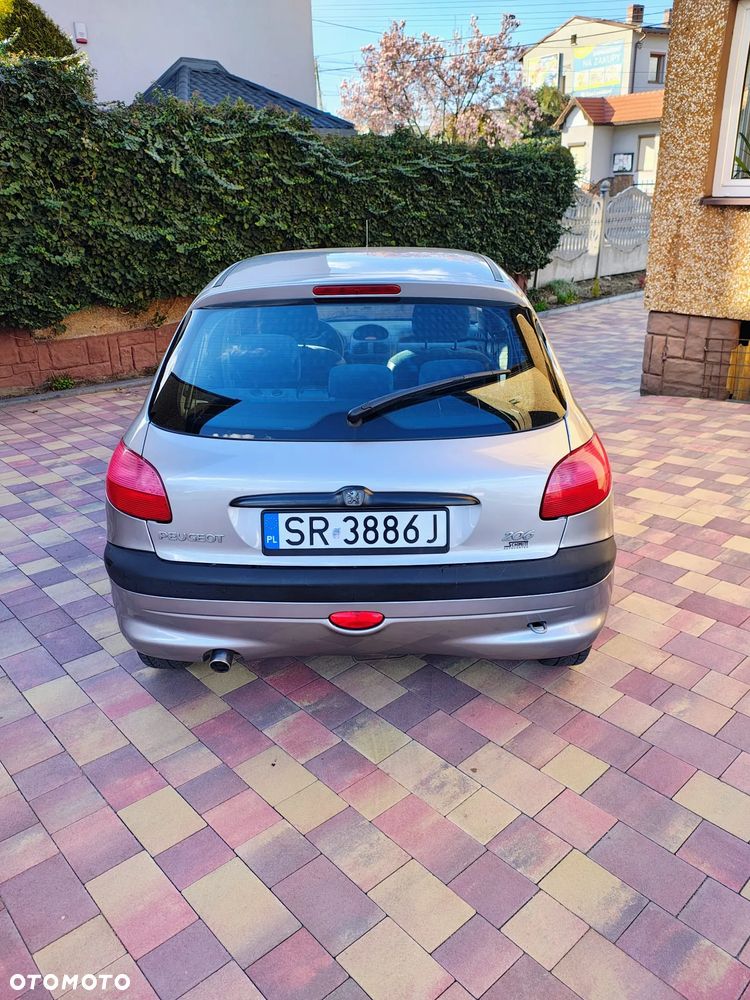 Peugeot 206 - 5