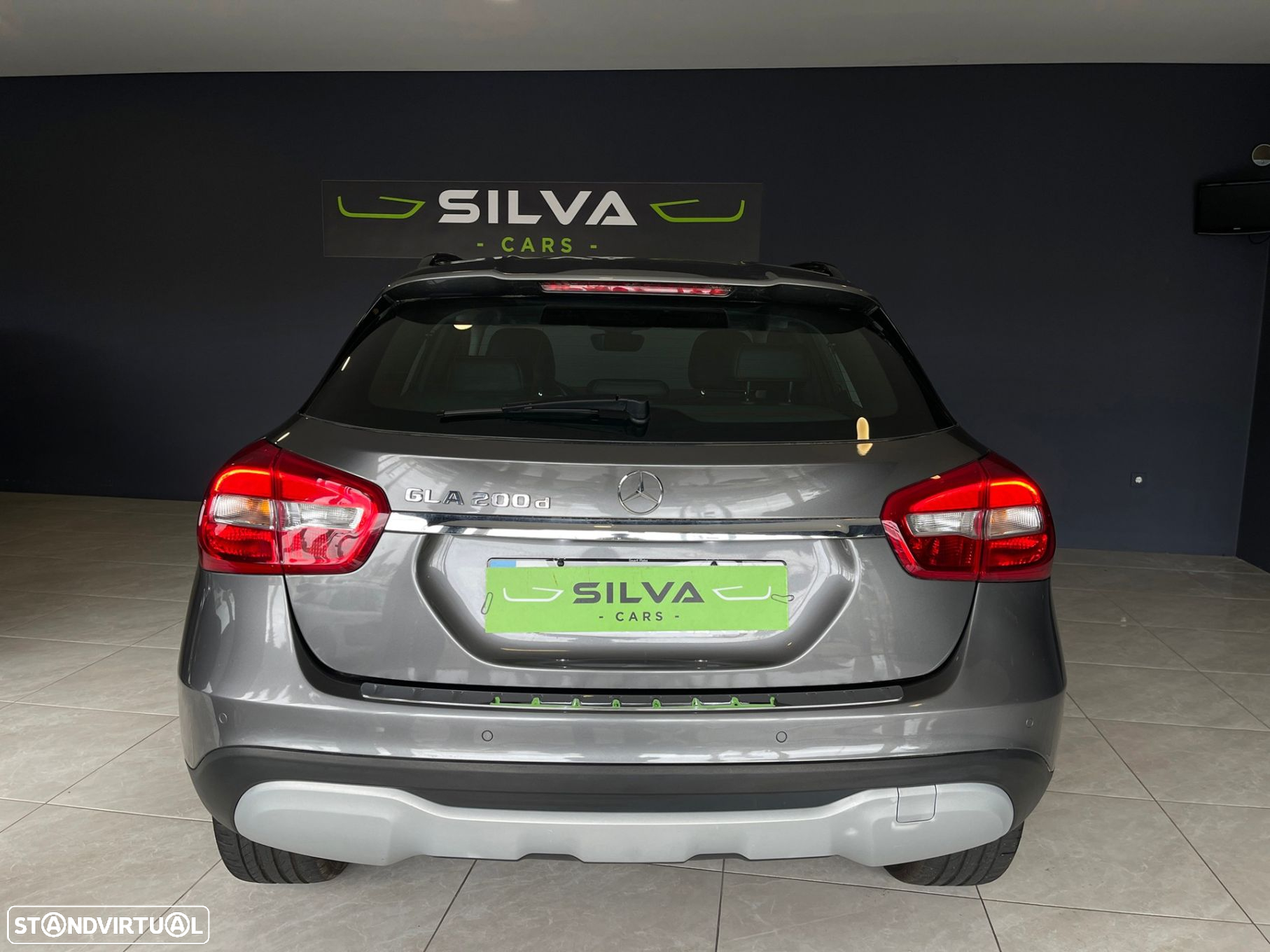 Mercedes-Benz GLA 200 d Urban - 21