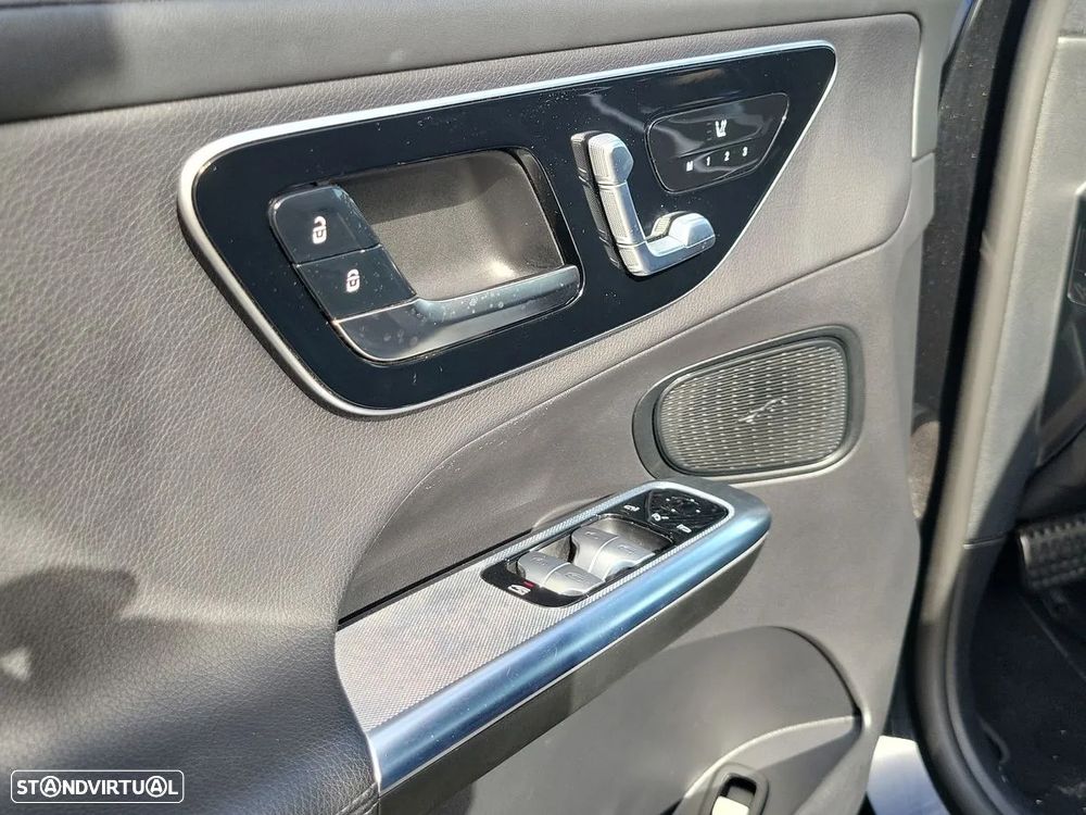 Mercedes-Benz GLC 300 de 4Matic - 23