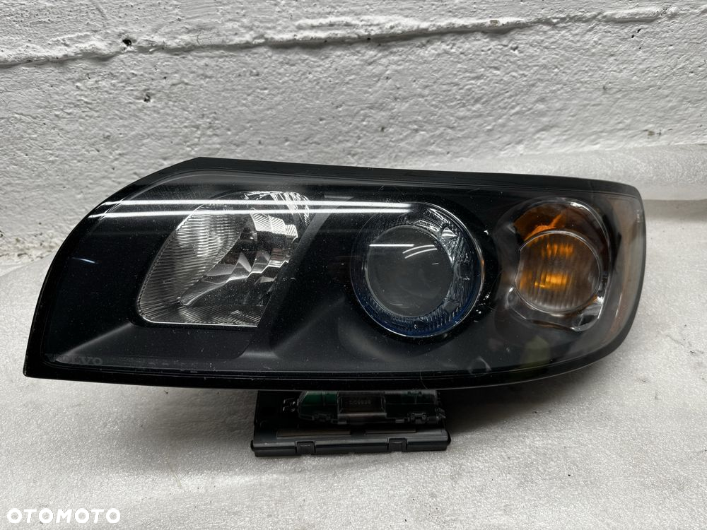 Reflektor lampa xenon volvo v50,s40. 30698,877 - 3