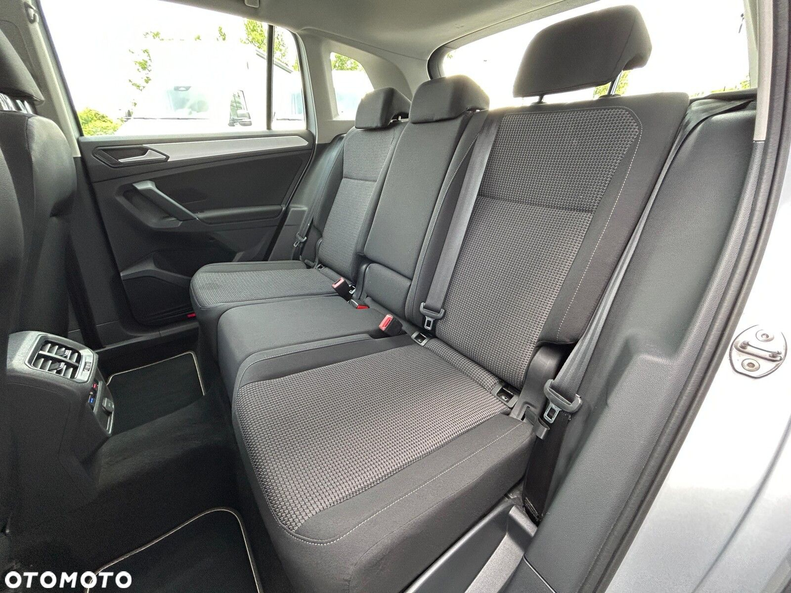 Volkswagen Tiguan 1.5 TSI EVO Active - 17