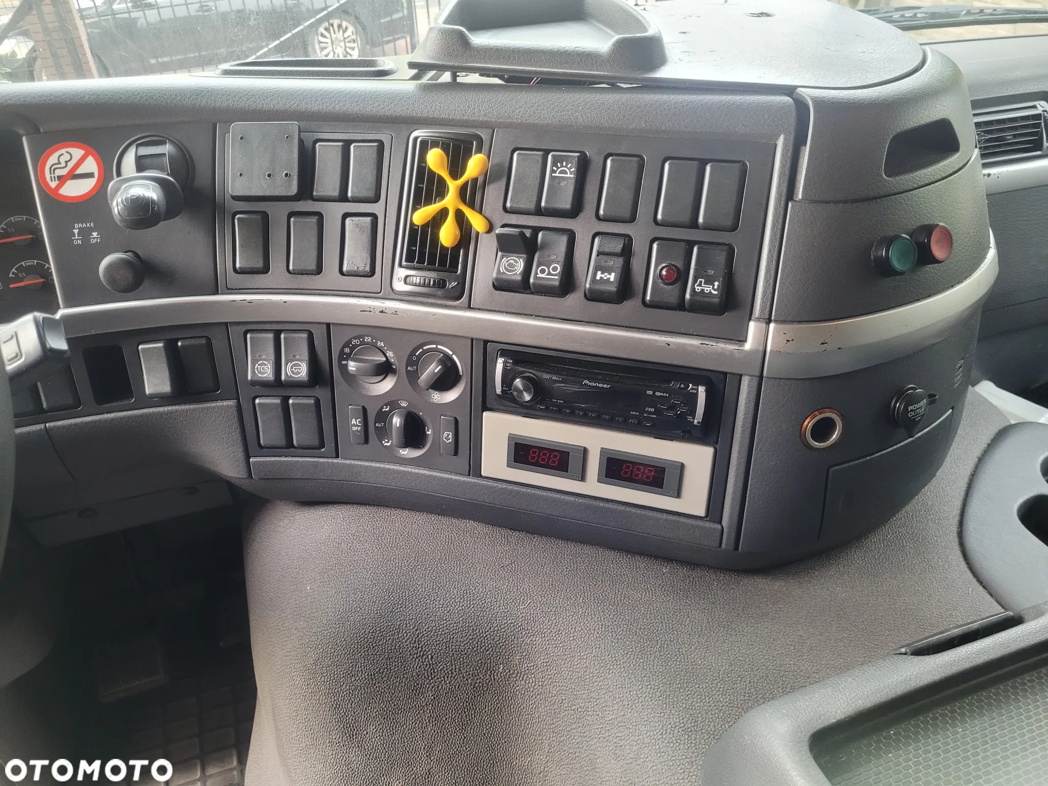 Volvo FM9 - 12