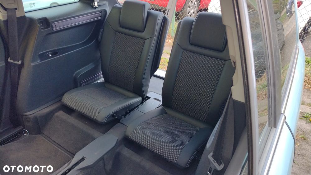 Opel Zafira 1.8 - 16