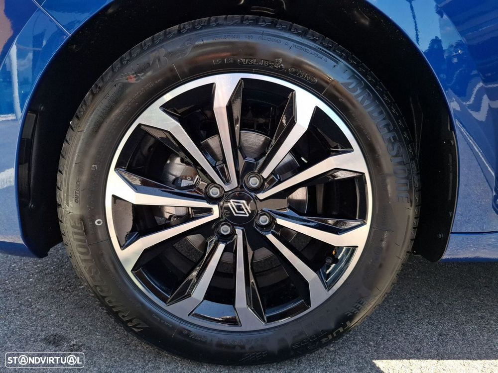 Renault Clio 1.0 TCe Techno Bi-Fuel - 26