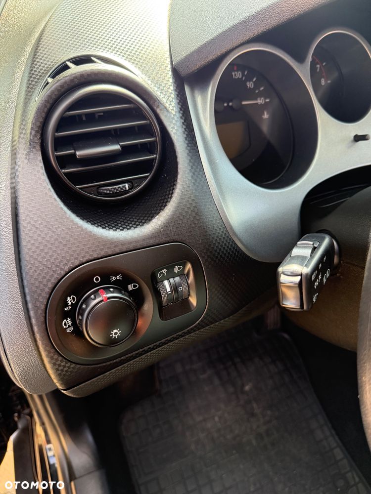 Seat Altea XL 1.6 Reference Comfort - 21