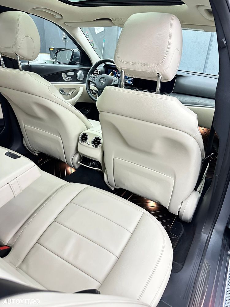 Mercedes-Benz E 220 d 9G-TRONIC - 12