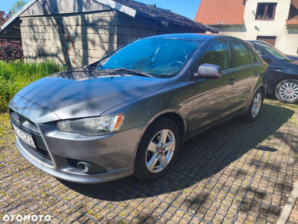 Mitsubishi Lancer 1.8 Invite - 1