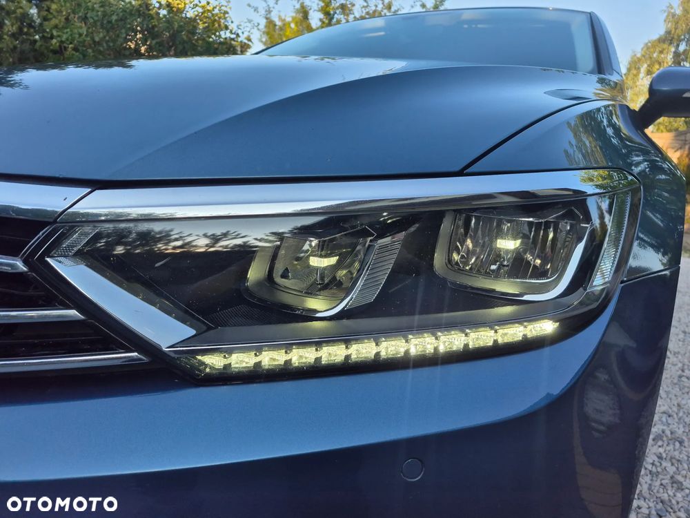 Volkswagen Passat 2.0 TDI BMT Comfortline - 11