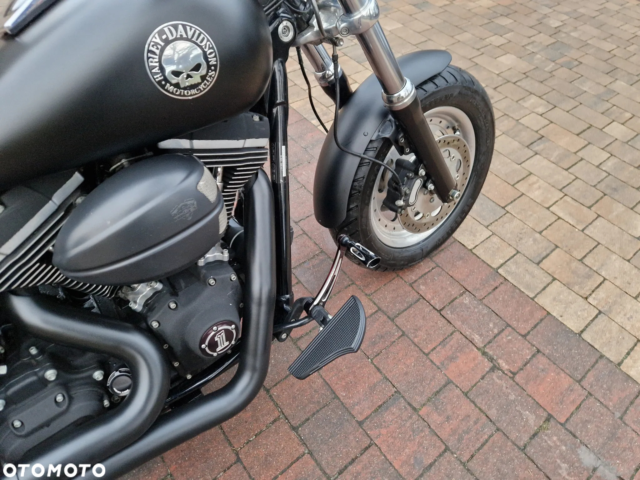 Harley-Davidson Dyna Fat Bob - 17
