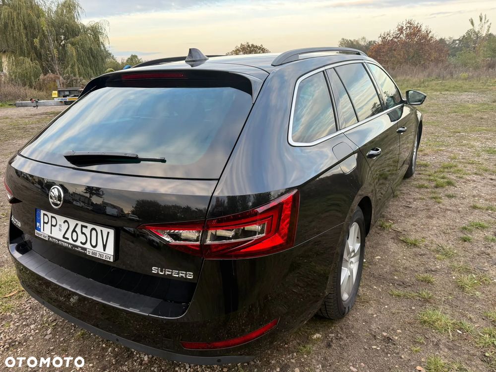 Skoda Superb 1.6 TDI Ambition - 16