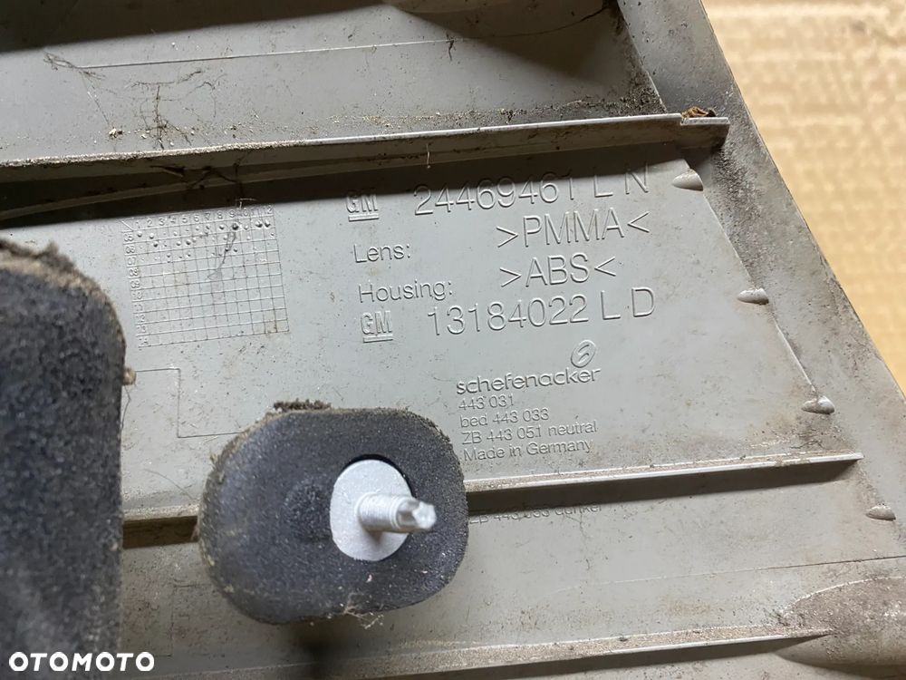 LAMPA TYLNA LEWA OPEL VECTRA C KOMBI  24469461 - 6