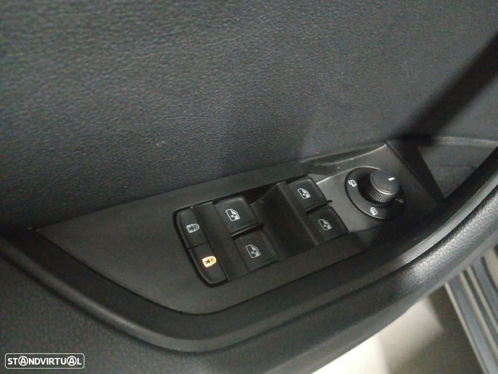 Skoda Superb Break 2.0 TDI DSG - 13