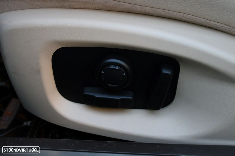 Jaguar XF 2.0 D Pure Aut. - 48