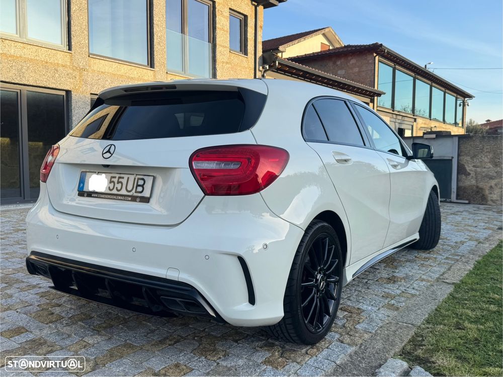 Mercedes-Benz A 180 d AMG Line - 4