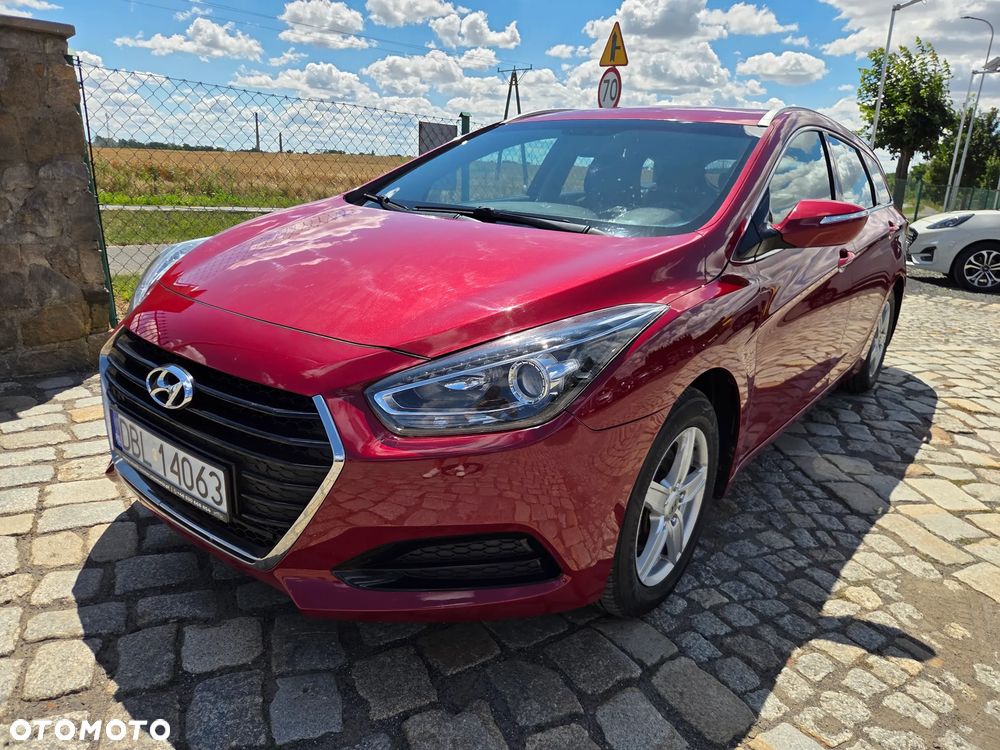 Hyundai i40 1.7 CRDi Comfort + - 1