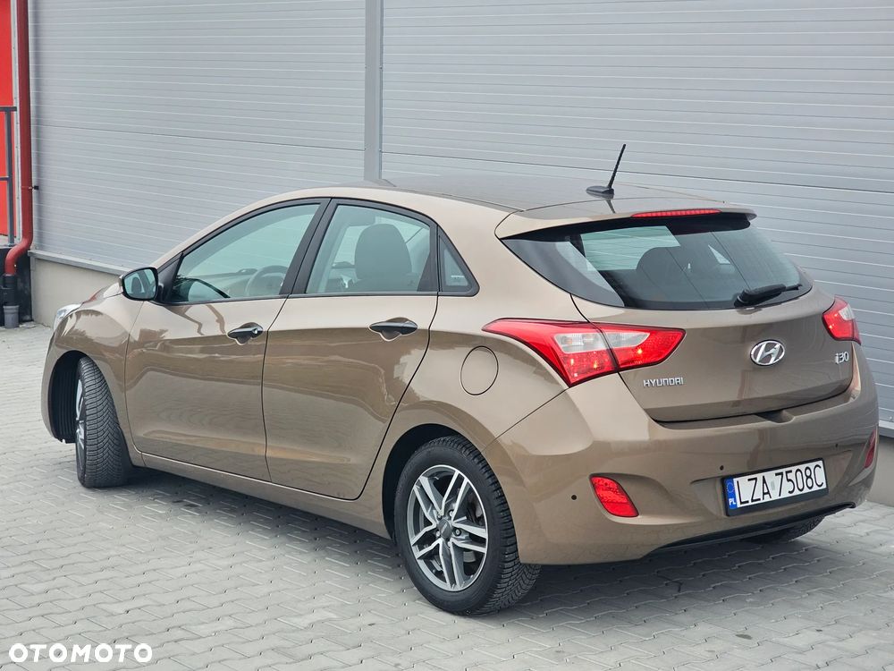 Hyundai i30 1.4 CRDi Trend - 8