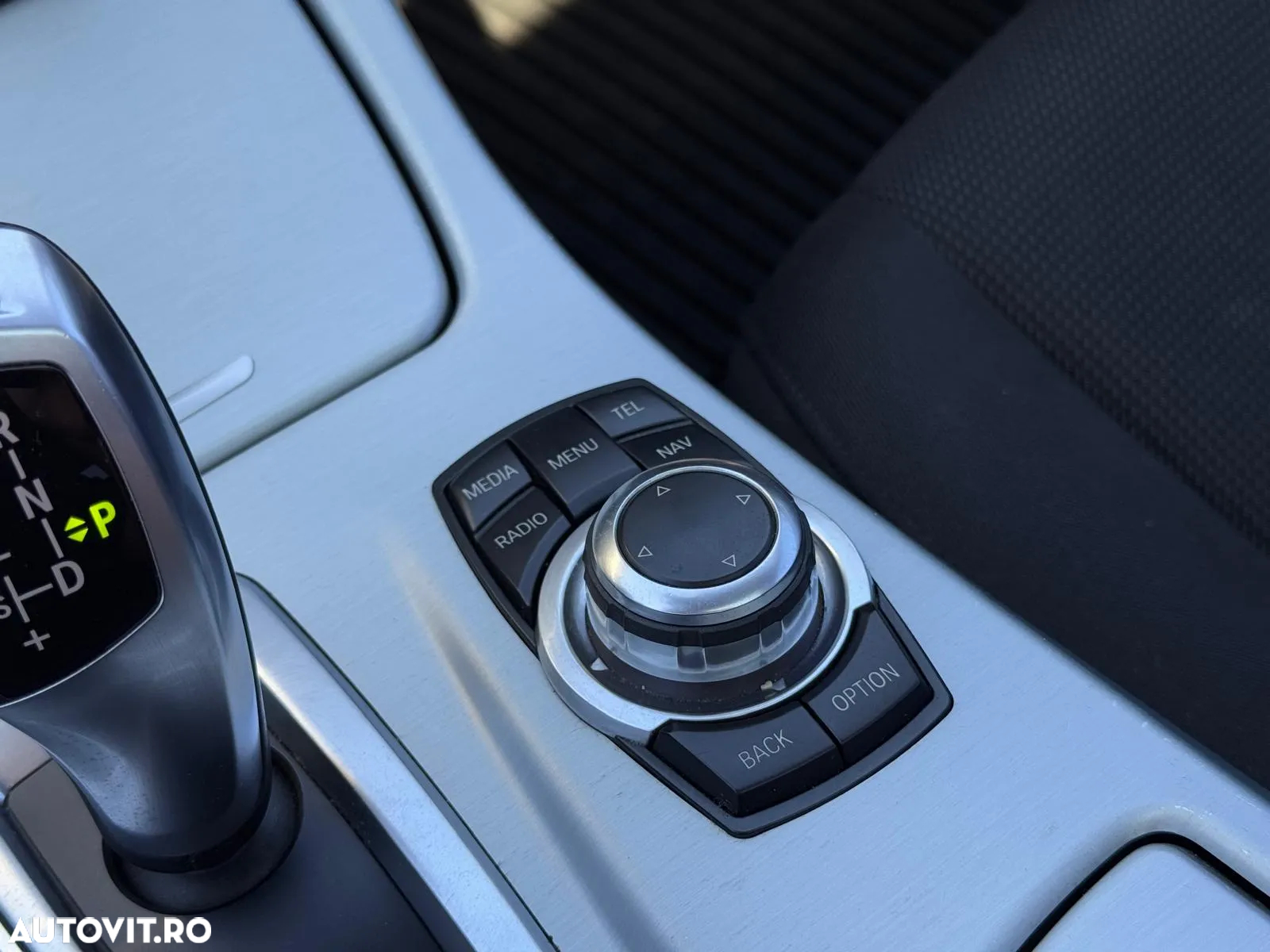 BMW Seria 5 520d xDrive AT - 22