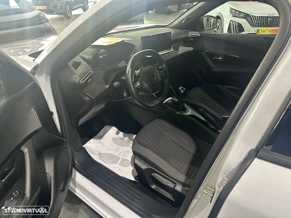 Peugeot 2008 1.2 PureTech Active - 7