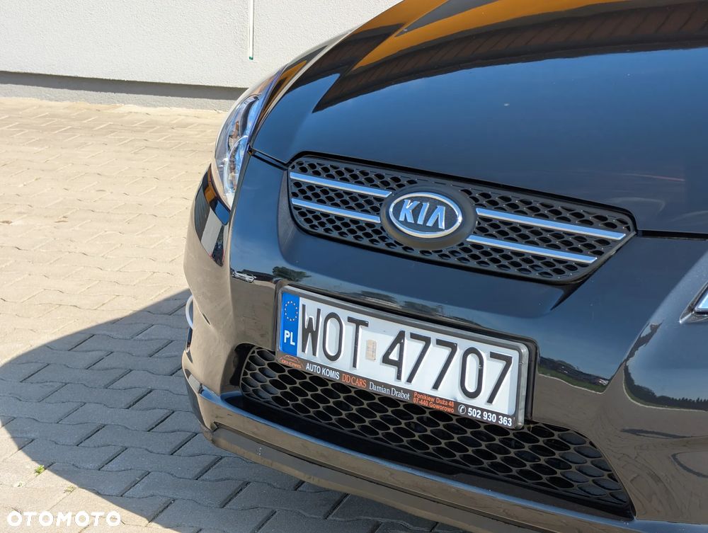 Kia Ceed ver-1-6-silver-x - 9