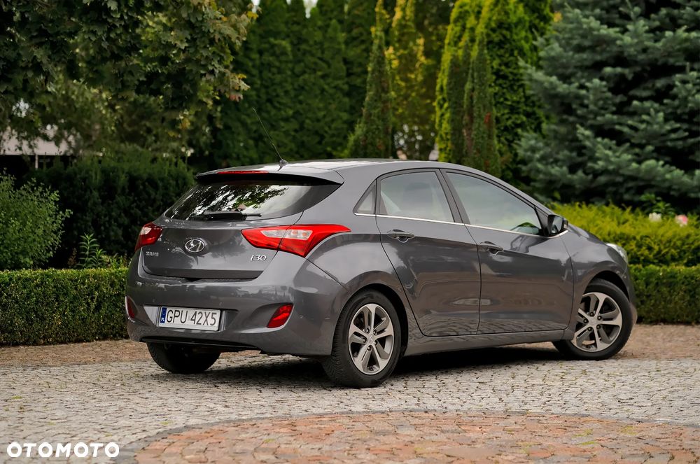 Hyundai i30 1.6 CRDI DCT Premium - 3
