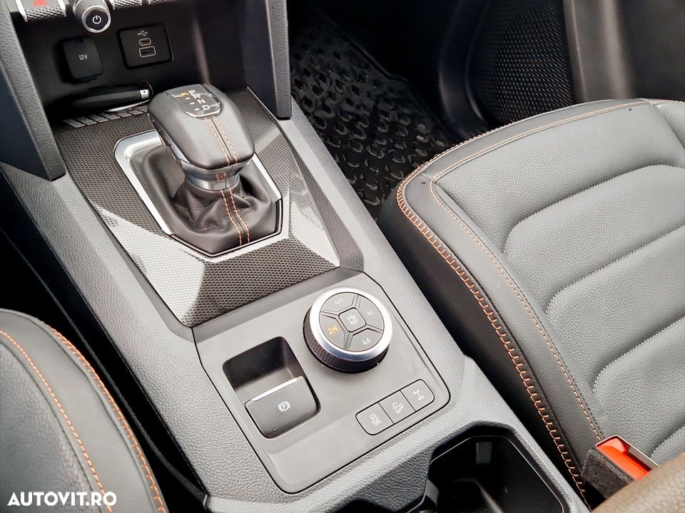 Volkswagen Amarok 3.0 TDI 241 CP 4M 10AT PanAmericana - 17