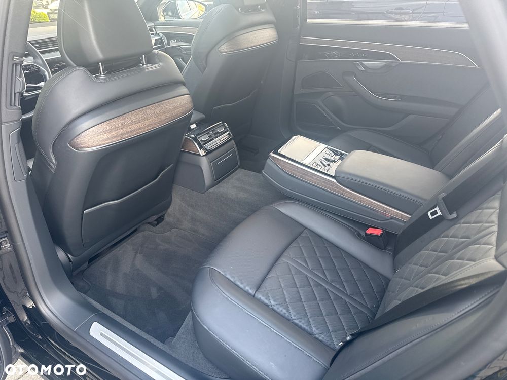 Audi A8 55 TFSI quattro tiptronic - 17
