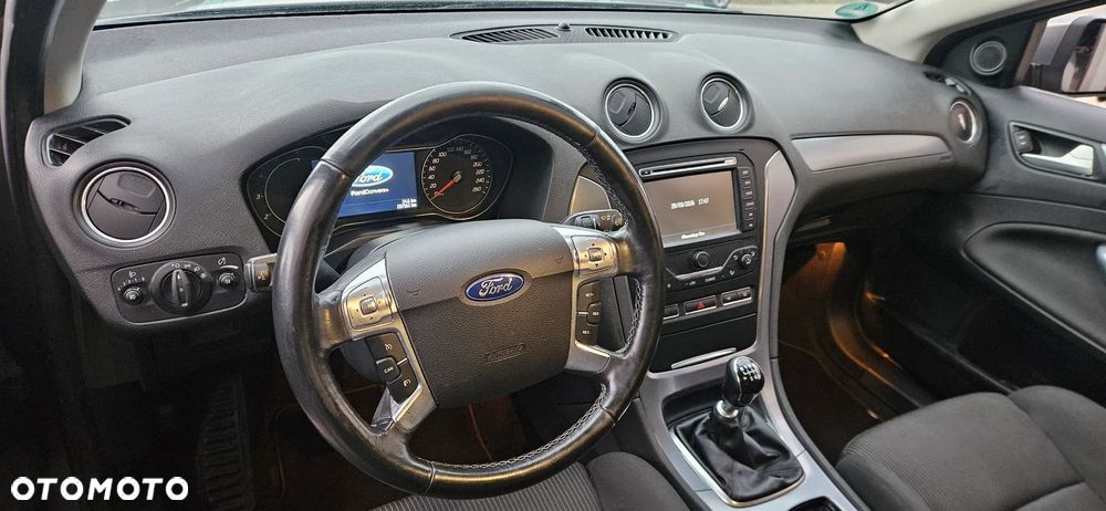 Ford Mondeo 2.0 TDCi Business Edition - 15