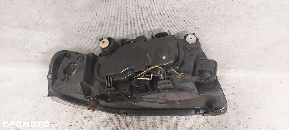 .  PRZOD PRZEDNIA LAMPA LEWA AUDI A3 8L LIFT - 4