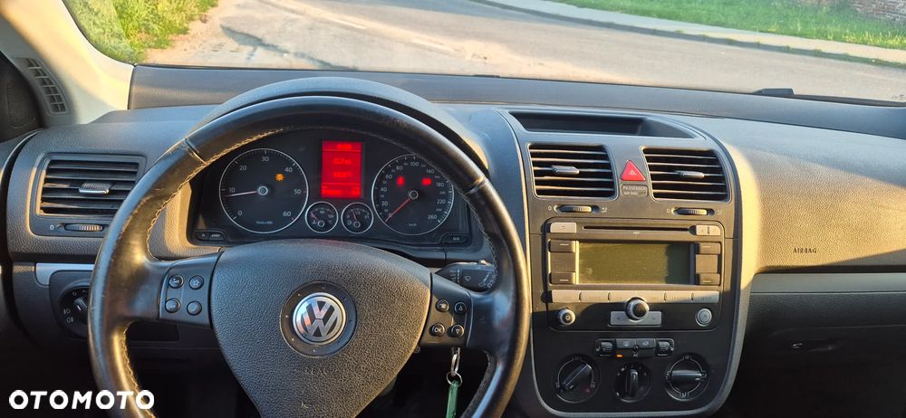 Volkswagen Golf 2.0 TDI GT Sport - 6