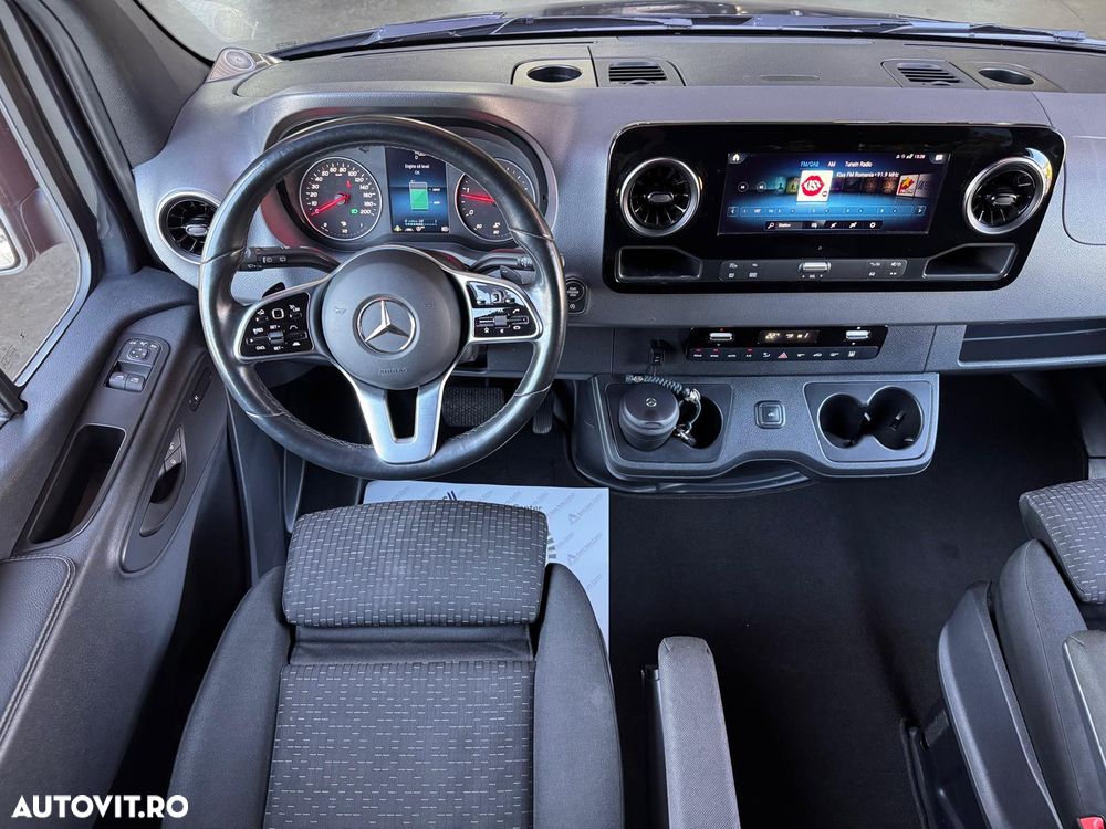 Mercedes-Benz Sprinter 319 CDI 190CP L2H2 RWD 9AT+ - 10