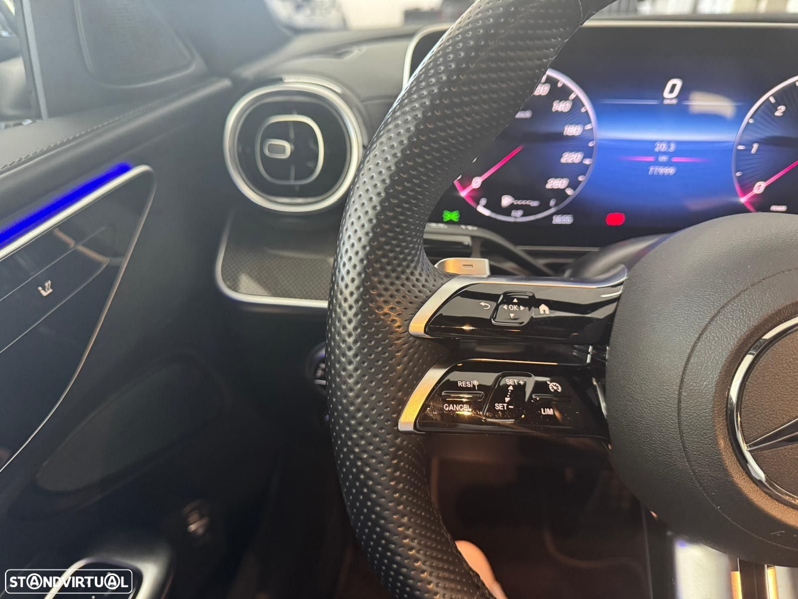 Mercedes-Benz C 300 d AMG Line - 25