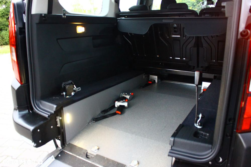 Peugeot Rifter N1 BlueHDI 100 L2 Allure - 23