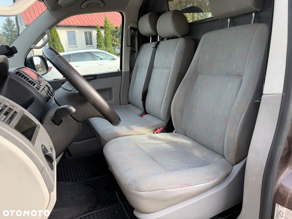 Volkswagen Transporter Caravelle Lang Comfortline - 8